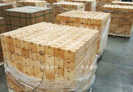 RS High-Quality Low Porosity FireClay Bricks