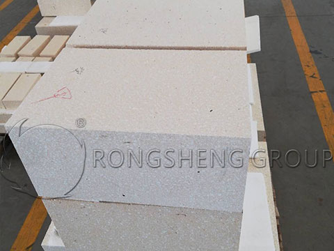 High-Quality Fireclay Bricks for the Glass Kilns