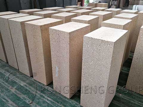 Large FireClay Bricks for Glass Kilns